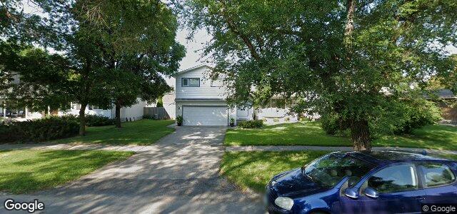 1074 Diplomat Drive（加拿大曼尼托巴省温尼伯市）房屋照片