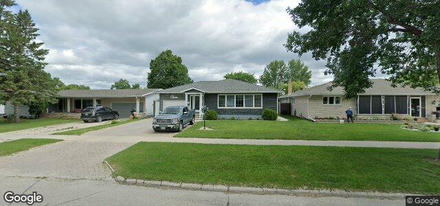 11 Coralberry Avenue（加拿大曼尼托巴省温尼伯市）房屋照片