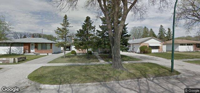 11 Macklin Avenue（加拿大曼尼托巴省温尼伯市）房屋照片