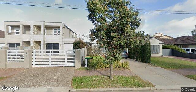 Larawan ng 13 Richardson Avenue sa Winnipeg, Manitoba