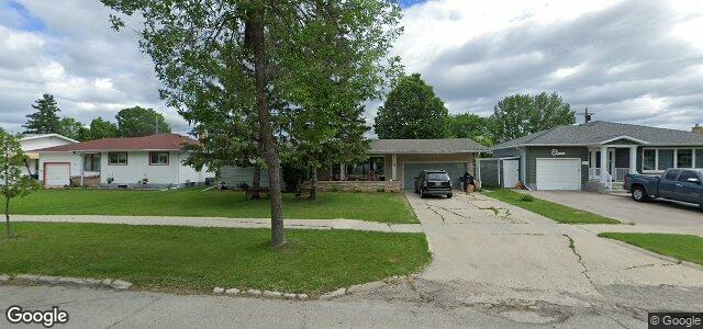 15 Coralberry Avenue（加拿大曼尼托巴省温尼伯市）房屋照片