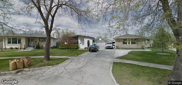 153 Arrowwood Drive N（加拿大曼尼托巴省温尼伯市）房屋照片