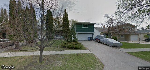 Photo of 23 Embassy Lane in Winnipeg, Manitoba