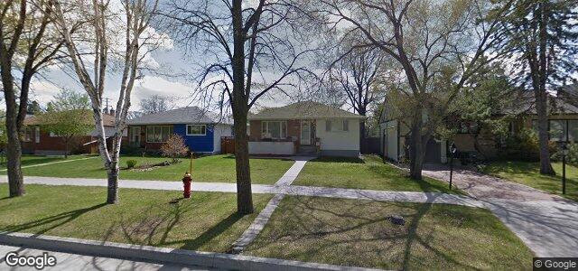 Larawan ng 28 Dahlia Avenue sa Winnipeg, Manitoba