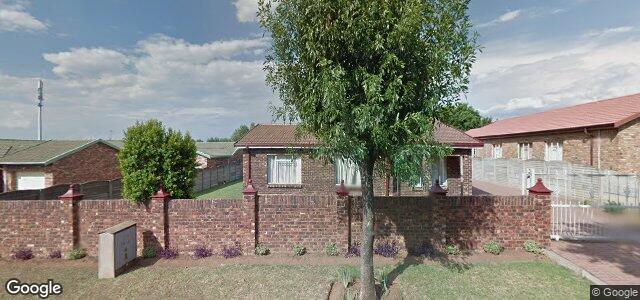 28 Viola Street（加拿大曼尼托巴省温尼伯市）房屋照片