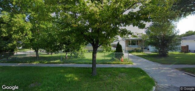 31 Arrowwood Drive N（加拿大曼尼托巴省温尼伯市）房屋照片