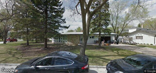 43 Montcalm Crescent（加拿大曼尼托巴省温尼伯市）房屋照片