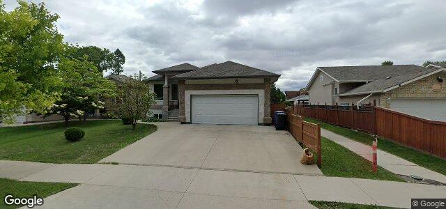 711 Airlies Street（加拿大曼尼托巴省温尼伯市）房屋照片