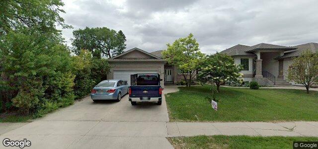 Larawan ng 713 Airlies Street sa Winnipeg, Manitoba