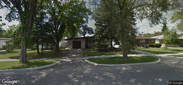 Photo of 864 Airlies Street in Winnipeg, Manitoba