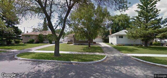 880 Airlies Street（加拿大曼尼托巴省温尼伯市）房屋照片