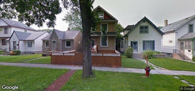 102 Cobourg Avenue（加拿大曼尼托巴省温尼伯市）房屋照片