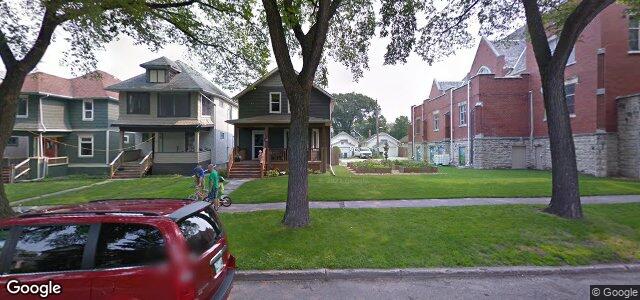 111 Cobourg Avenue（加拿大曼尼托巴省温尼伯市）房屋照片