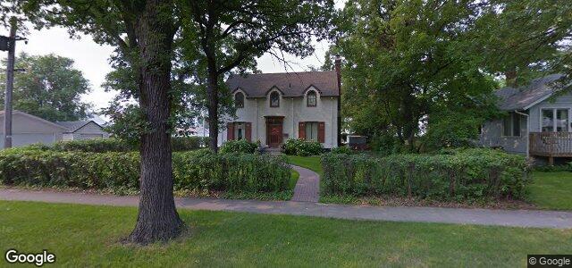 124 Harbison Avenue W（加拿大曼尼托巴省温尼伯市）房屋照片