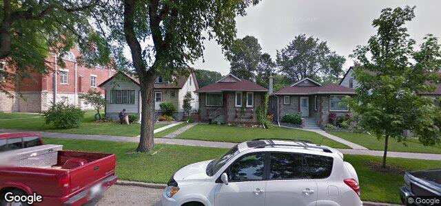 131 Cobourg Avenue（加拿大曼尼托巴省温尼伯市）房屋照片