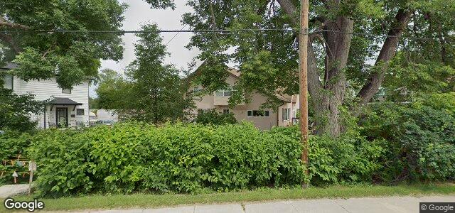 320 Glenwood Crescent（加拿大曼尼托巴省温尼伯市）房屋照片