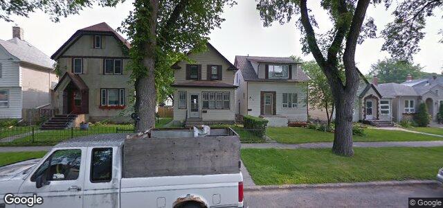 Larawan ng 49 Cobourg Avenue sa Winnipeg, Manitoba