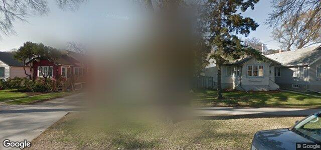 Larawan ng 72 Carmen Avenue sa Winnipeg, Manitoba