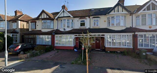 Larawan ng 24 Blenheim Avenue sa Winnipeg, Manitoba