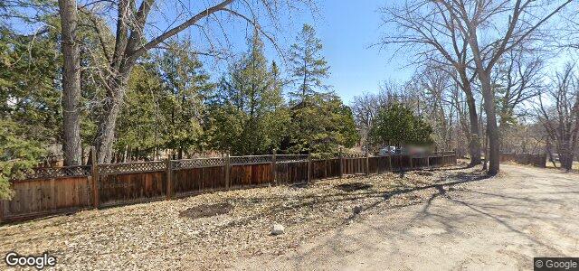 303 Egerton Road（加拿大曼尼托巴省温尼伯市）房屋照片