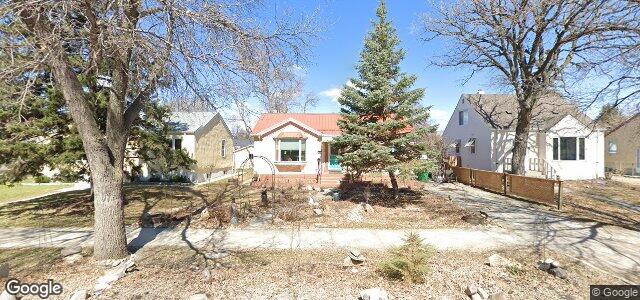 303 Regal Avenue（加拿大曼尼托巴省温尼伯市）房屋照片