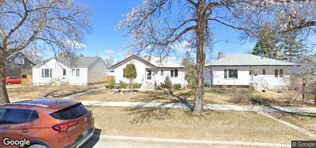 321 Regal Avenue（加拿大曼尼托巴省温尼伯市）房屋照片