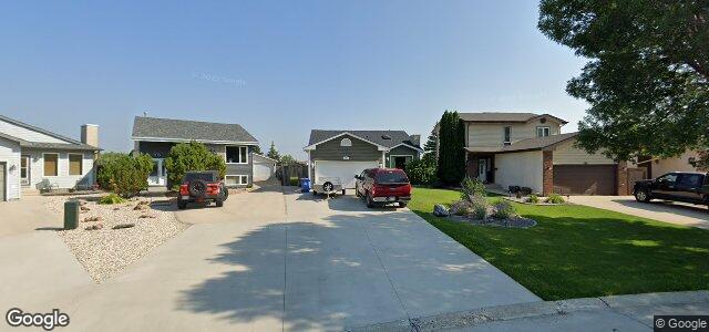 100 Skowron Crescent（加拿大曼尼托巴省温尼伯市）房屋照片