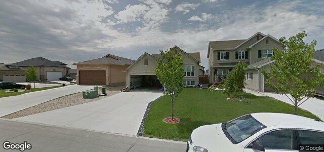 102 Filbert Crescent（加拿大曼尼托巴省温尼伯市）房屋照片