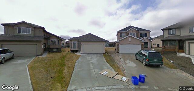 102 Rutledge Crescent（加拿大曼尼托巴省温尼伯市）房屋照片