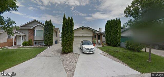 132 Skowron Crescent（加拿大曼尼托巴省温尼伯市）房屋照片