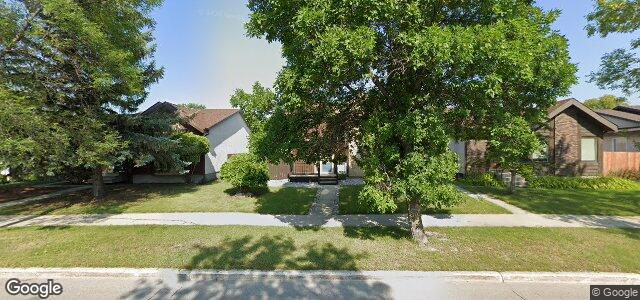 1611 Concordia Avenue E（加拿大曼尼托巴省温尼伯市）房屋照片