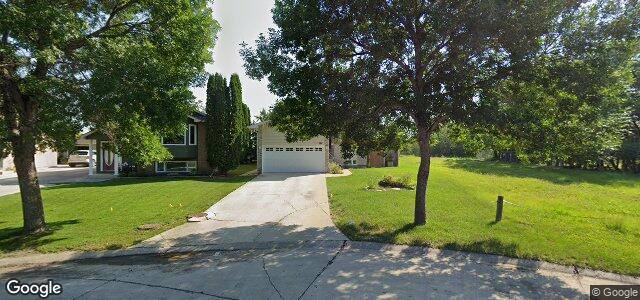 180 Skowron Crescent（加拿大曼尼托巴省温尼伯市）房屋照片