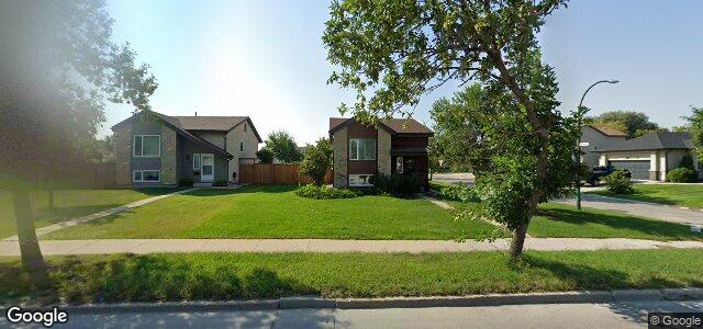 Photo of 400 Grassie Boulevard in Winnipeg, Manitoba