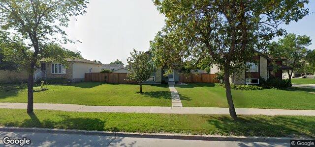 402 Grassie Boulevard（加拿大曼尼托巴省温尼伯市）房屋照片