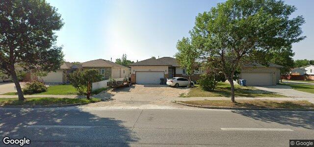 426 Grassie Boulevard（加拿大曼尼托巴省温尼伯市）房屋照片