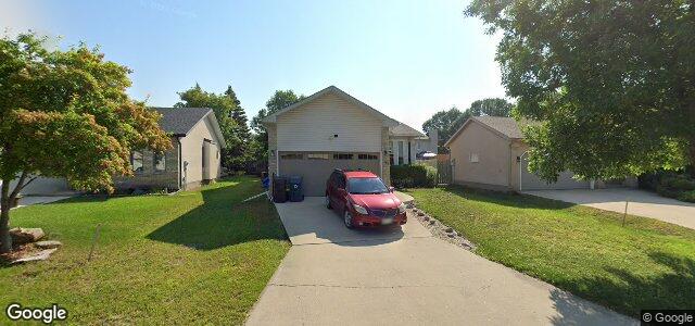 45 Skowron Crescent（加拿大曼尼托巴省温尼伯市）房屋照片