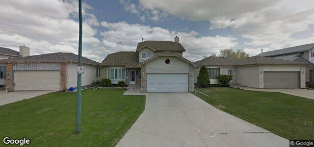 Photo of 18 Hamilton Meadows Drive in Winnipeg, Manitoba