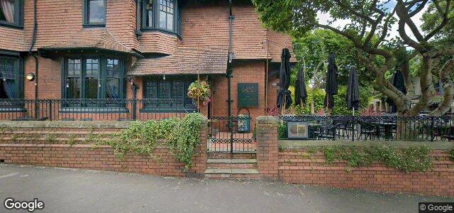 30 Uplands Crescent（加拿大曼尼托巴省温尼伯市）房屋照片