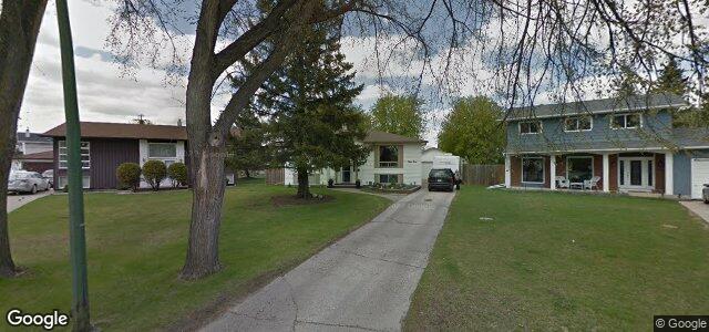 33 Fieldstone Bay（加拿大曼尼托巴省温尼伯市）房屋照片