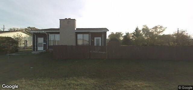 350 Holden Street（加拿大曼尼托巴省温尼伯市）房屋照片