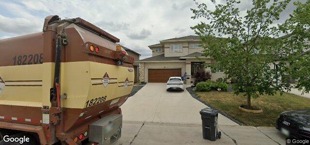 Photo of 14 Heronswood Path in Winnipeg, Manitoba