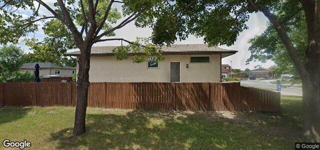 2 Chaffey Place（加拿大曼尼托巴省温尼伯市）房屋照片