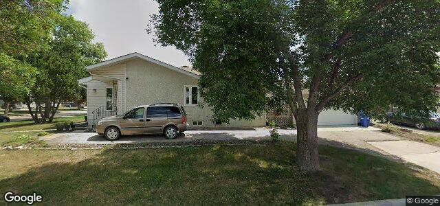 2 Linden Park Bay（加拿大曼尼托巴省温尼伯市）房屋照片