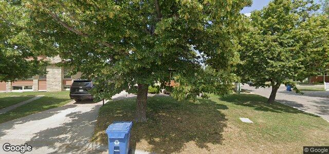 300 Rose Hill Way（加拿大曼尼托巴省温尼伯市）房屋照片