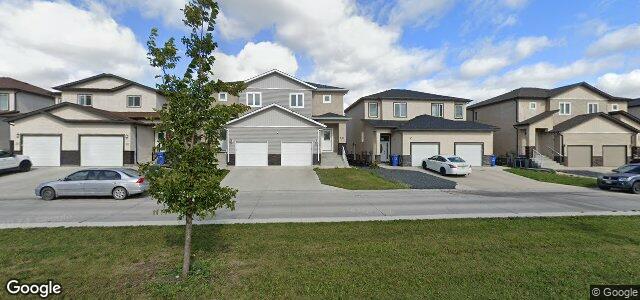 Photo of 301 Old Commonwealth Path in Winnipeg, Manitoba