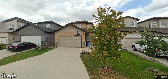 330 Old Commonwealth Path（加拿大曼尼托巴省温尼伯市）房屋照片