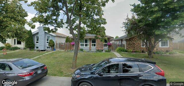 35 Jonathan Crescent（加拿大曼尼托巴省温尼伯市）房屋照片