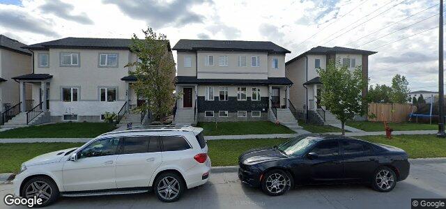 Photo of 374 Old Commonwealth Path in Winnipeg, Manitoba