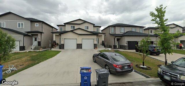 Photo of 46 Millpond Path in Winnipeg, Manitoba