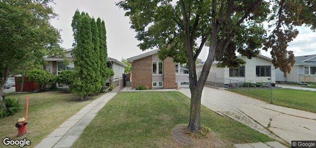 72 Jonathan Crescent（加拿大曼尼托巴省温尼伯市）房屋照片